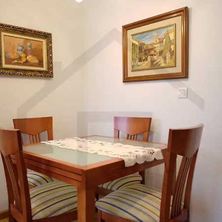 Cabrales - Parking Gratis - Wifi - A Un Paso Del Centro * Gijon