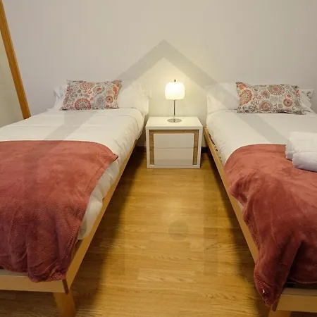Apartment Cabrales - Parking Gratis - Wifi - A Un Paso Del Centro