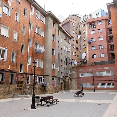 Apartment Cabrales - Parking Gratis - Wifi - A Un Paso Del Centro *