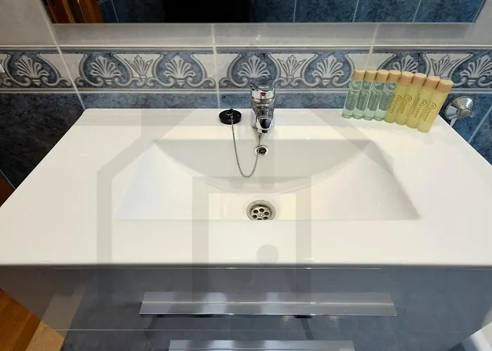 Cabrales - Parking Gratis - Wifi - A Un Paso Del Centro Apartament *