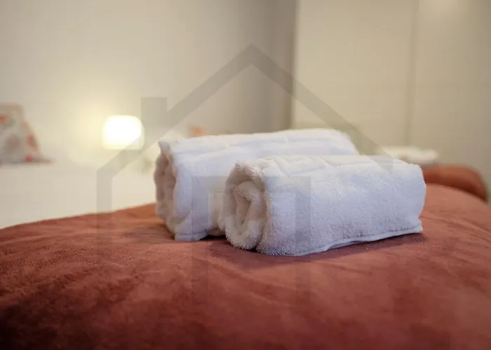 Cabrales - Parking Gratis - Wifi - A Un Paso Del Centro