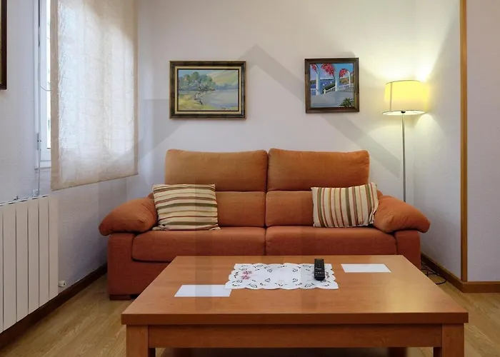 Apartament Cabrales - Parking Gratis - Wifi - A Un Paso Del Centro *
