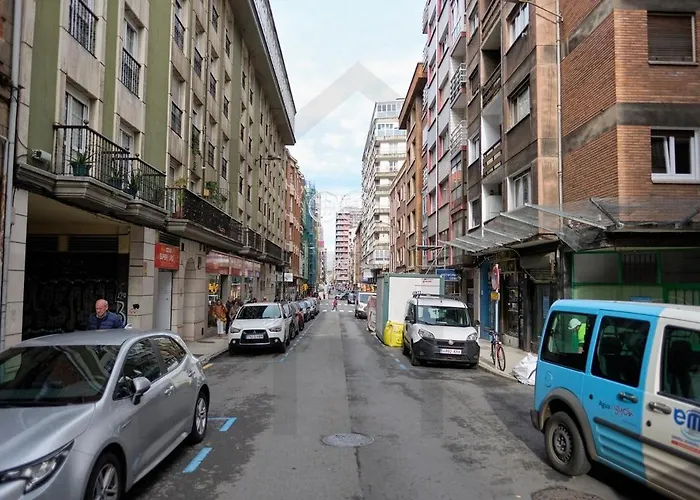 Cabrales - Parking Gratis - Wifi - A Un Paso Del Centro Gijón
