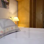 Cabrales - Parking Gratis - Wifi - A Un Paso Del Centro גיחון