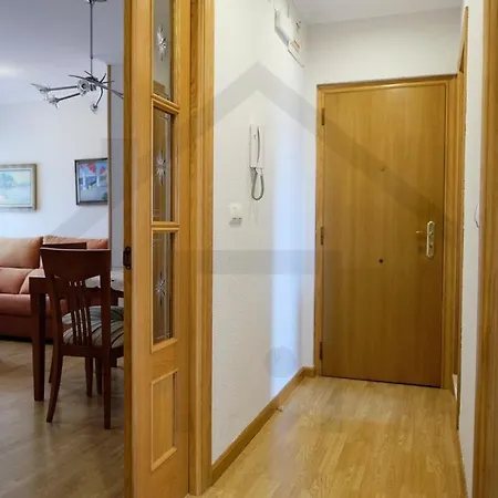 Cabrales - Parking Gratis - Wifi - A Un Paso Del Centro Хіхон