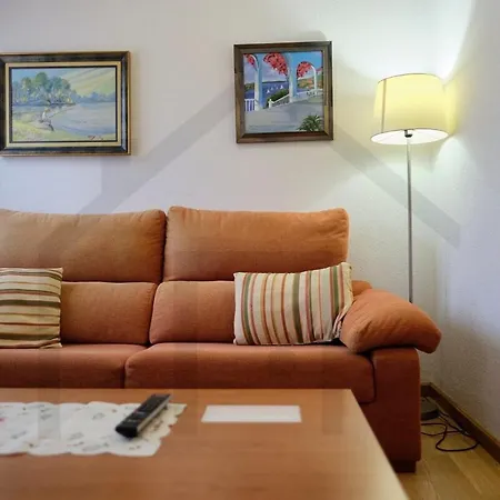 Cabrales - Parking Gratis - Wifi - A Un Paso Del Centro דירה גיחון