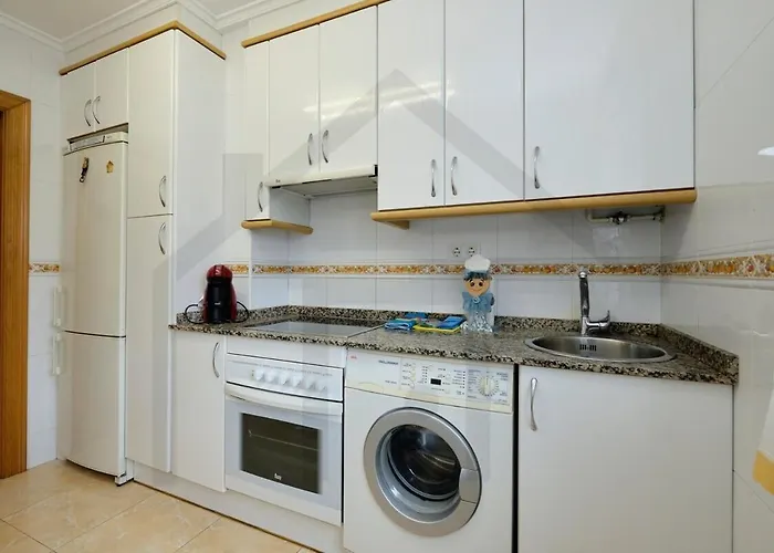 Cabrales - Parking Gratis - Wifi - A Un Paso Del Centro Хіхон