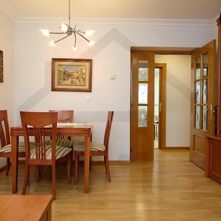 Cabrales - Parking Gratis - Wifi - A Un Paso Del Centro Daire